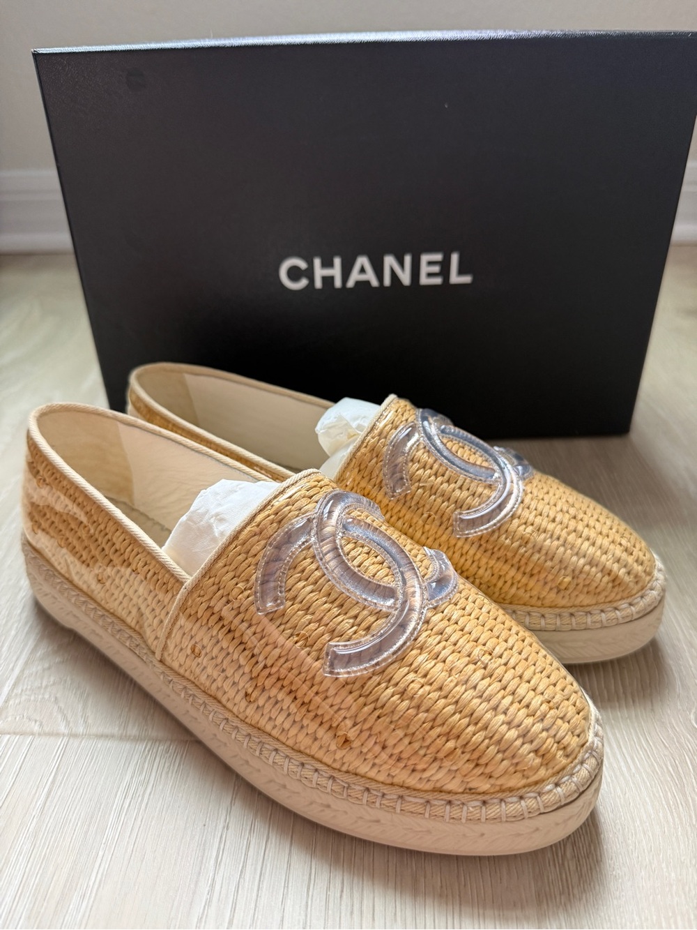 NWT Chanel raffia cc logo espadrilles beige woven straw shoes + box, dust bags